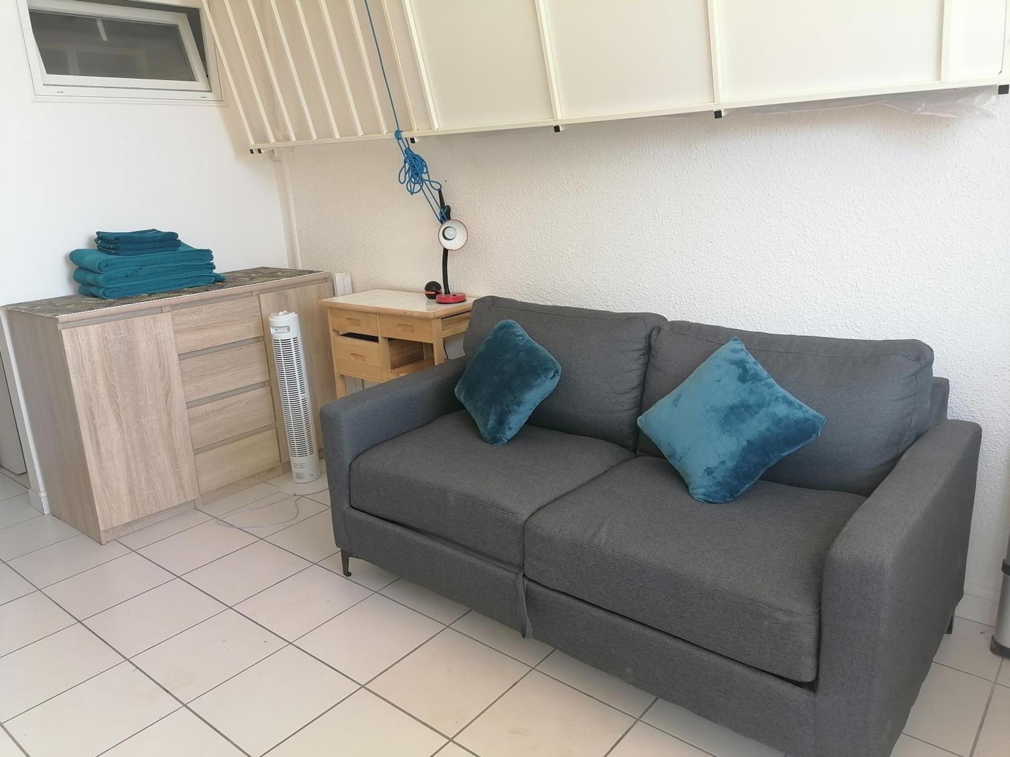 Ground Floor Studio With Access To Beach And Pool Le Barcares Bilik gambar
